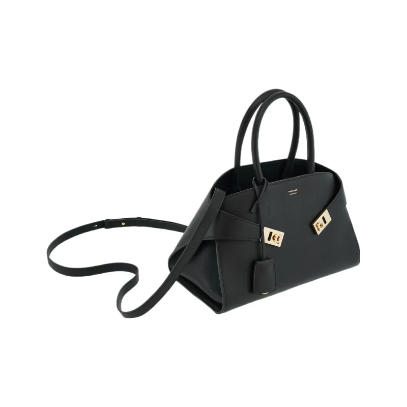FERRAGAMO Calfskin Shoulder Bag Crossbody Bag Handbag Small Size Women's Black-1