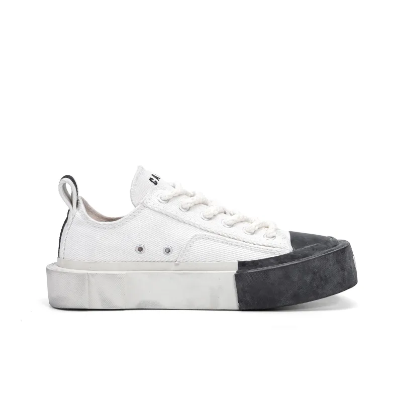 CROOKED CARD Durable Breathable Low Top Canvas Shoes Unisex White-1