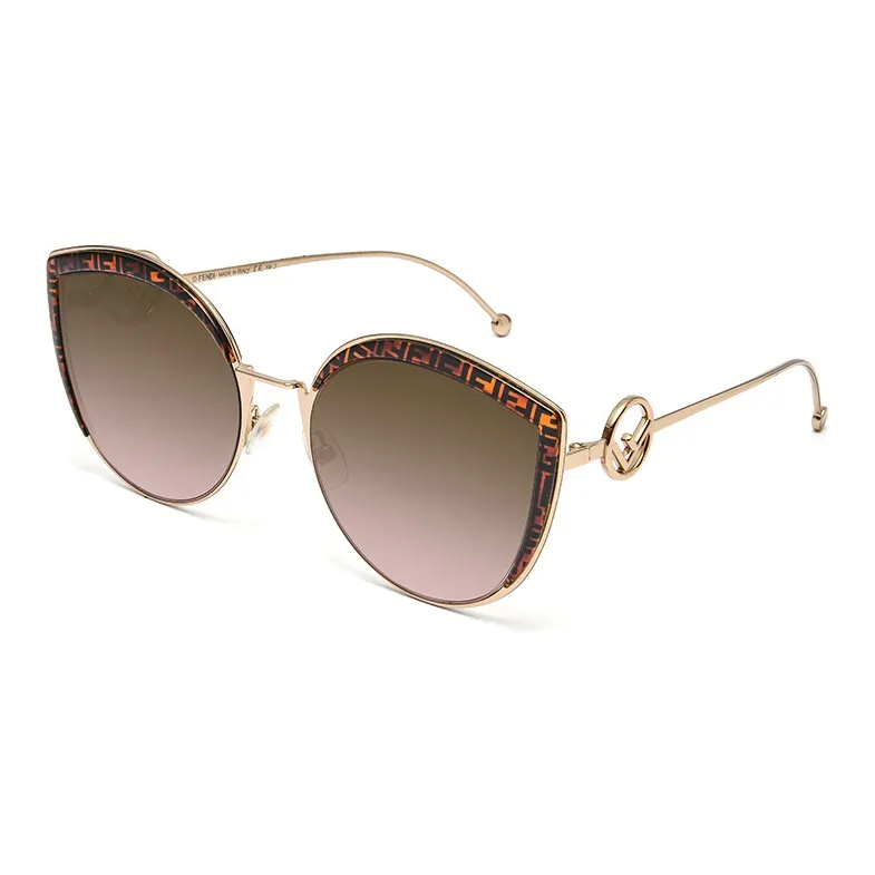 FENDI Plate And Metal Cat Eye Sunglasses Women's Gradient-3