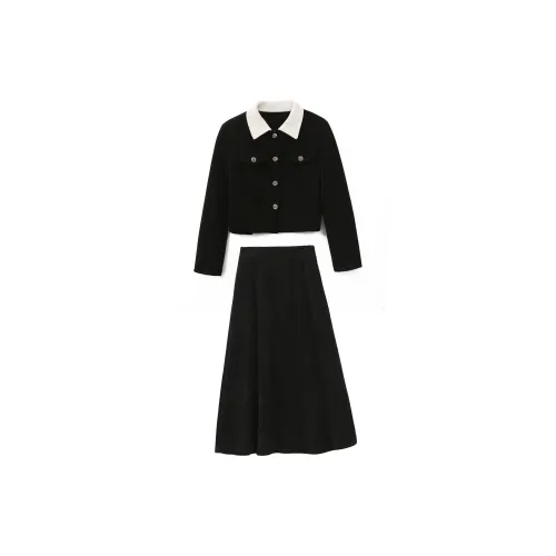 Udon House Two Piece Skirt Sets Women's