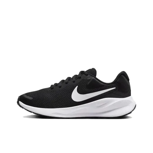 Nike Women's Revolution 7 'Black White'