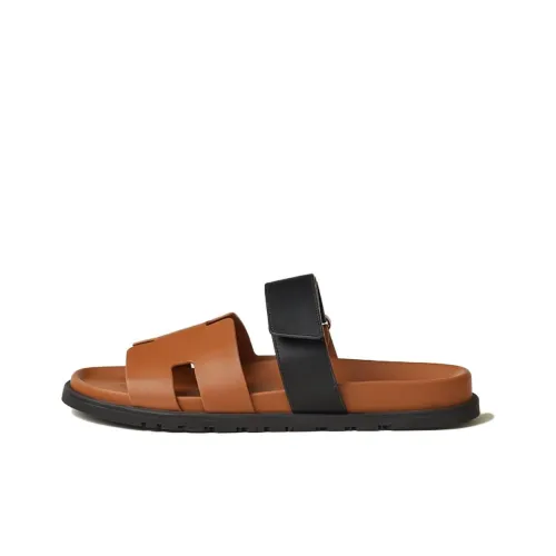 HERMES Slide Slippers Men Brown