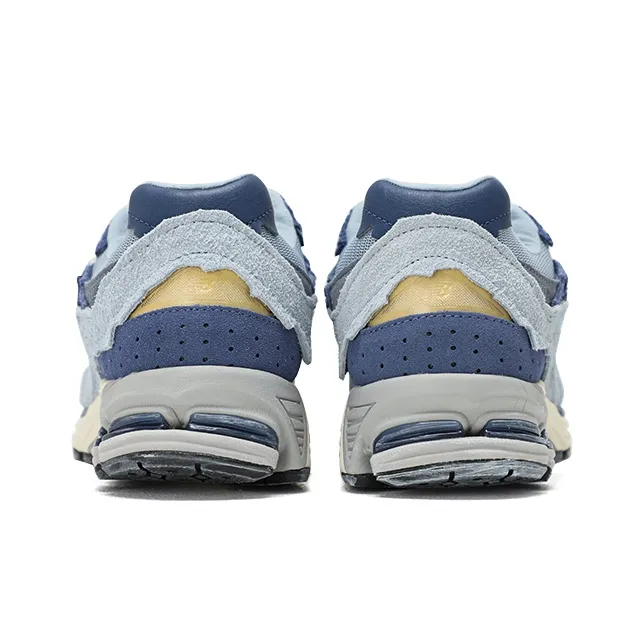 New Balance 2002R Protection Pack Sneakers-3