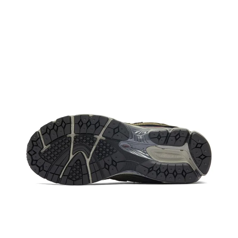 New Balance 2002R Protection Pack Dark Moss-5