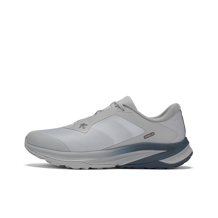DESCENTE Running shoes Sneakers Men on Sale & Authentic - POIZON