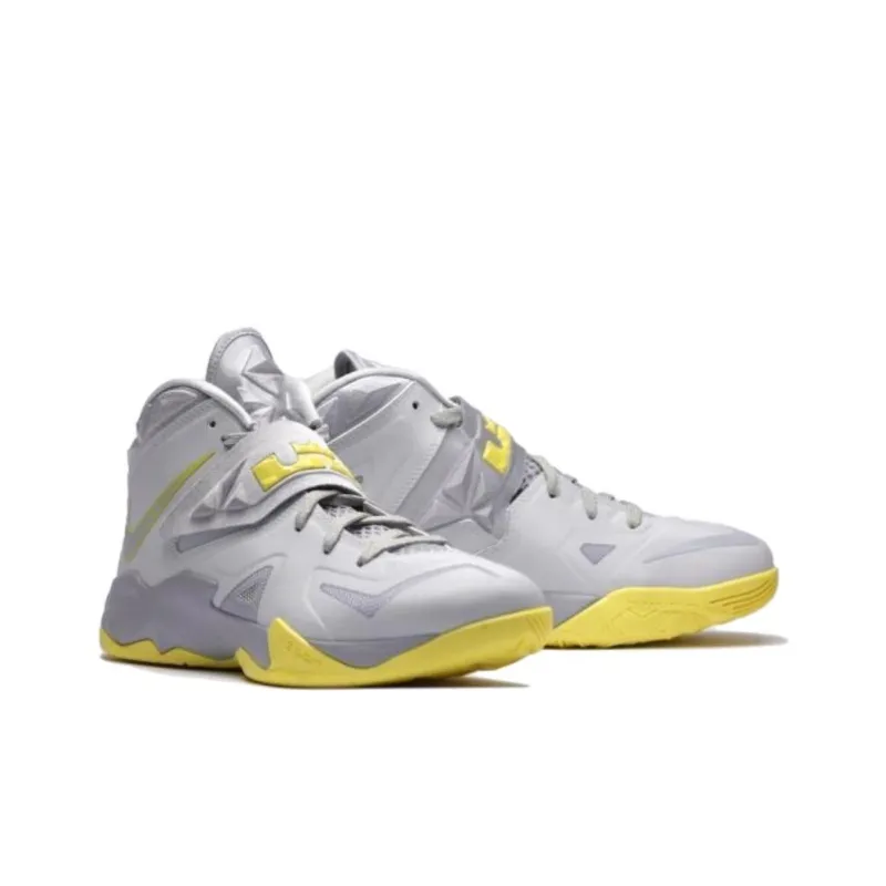 Nike LeBron Zoom Soldier 7 'Sonic Yellow'-2
