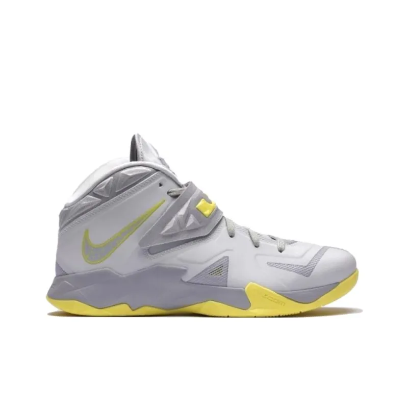 Nike LeBron Zoom Soldier 7 'Sonic Yellow'-1