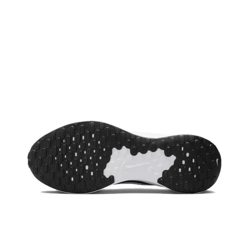 Nike Revolution 7 Black White-5