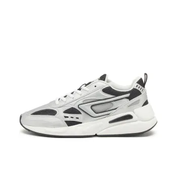 DIESEL Low-Top Casual Shoes Women's White Black