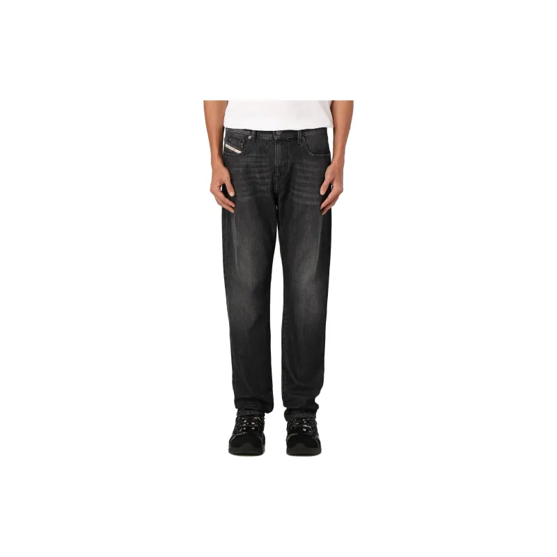 DIESEL 2019 D Strukt Straight Leg Jeans-1