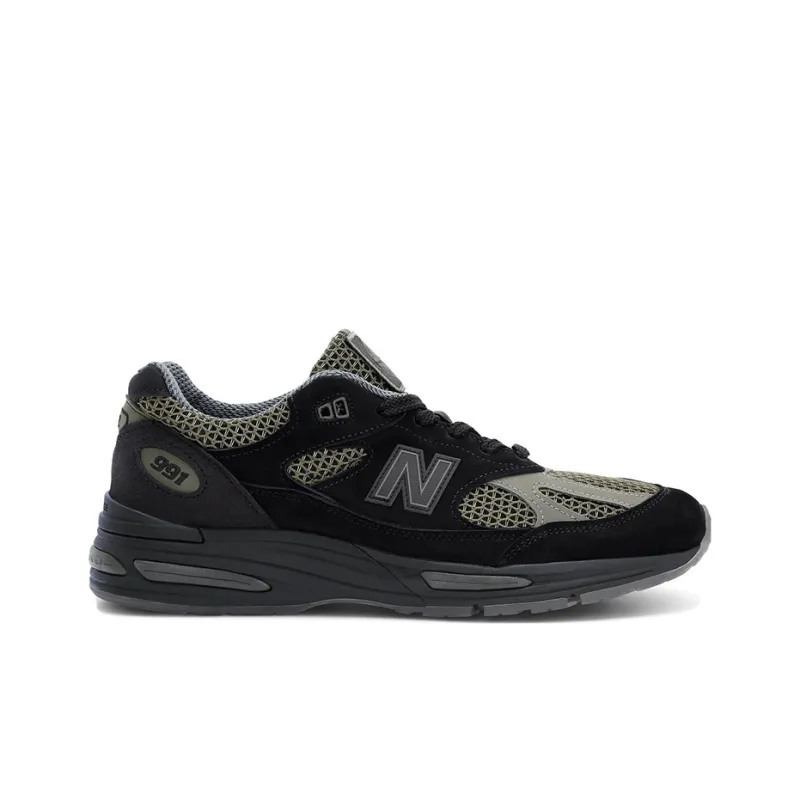 New Balance 991v2 MiUK Stone Island Black-1