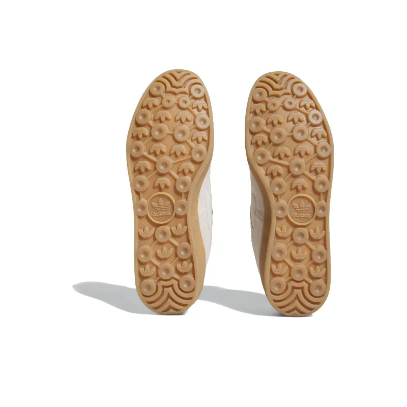 Adidas Aloha Super Cloud White Core Black Gum-4