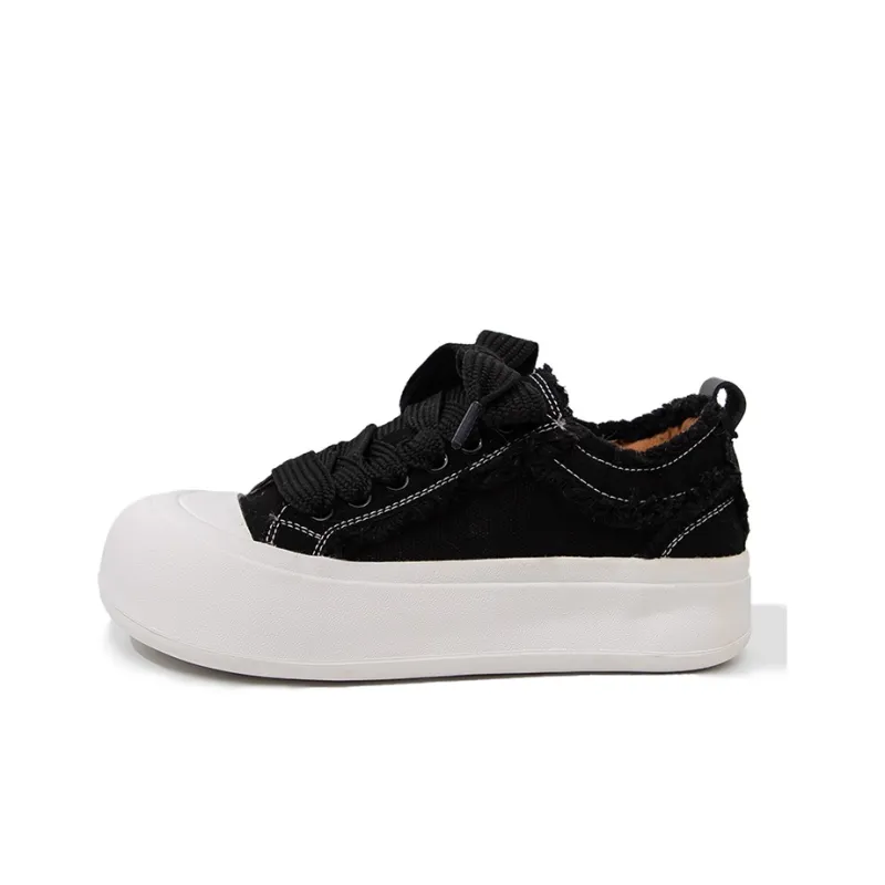 Feiyue Low Top Canvas Shoes Women's Black-0