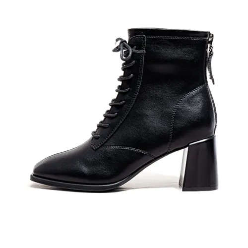 La Chapelle Ankle Boots Women's