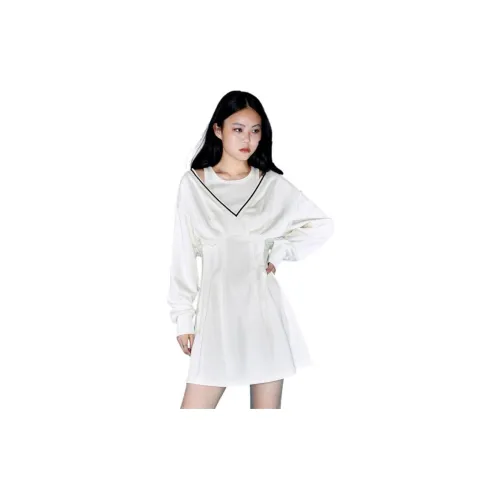 URBAN REVIVO Long-Sleeved Dresses Women's