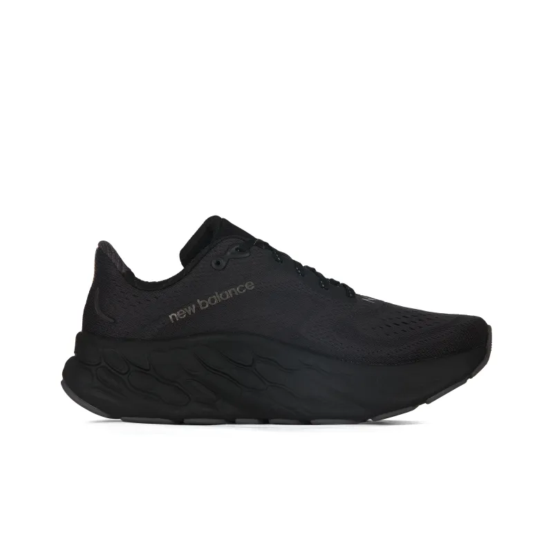 New Balance Fresh Foam Triple Black-1