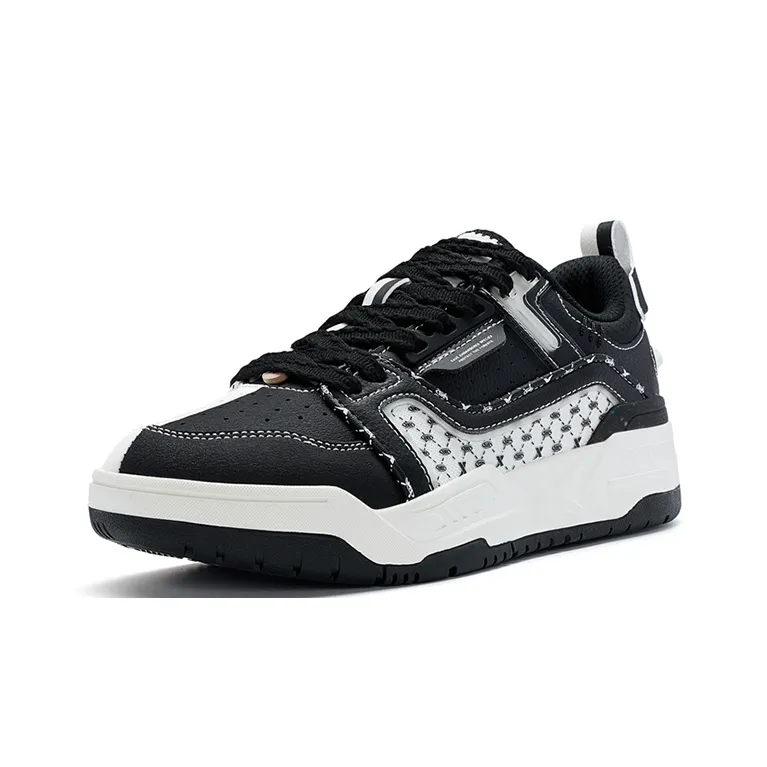 XTEP Basketball Shoes Women's Low Top Black/Sail White-1