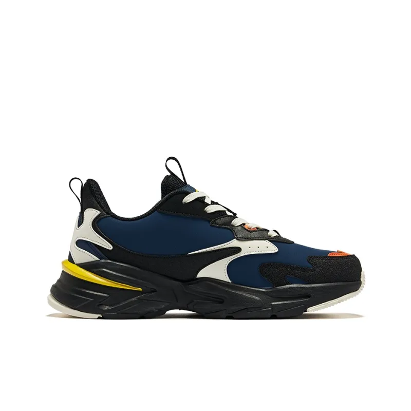 Erke Cushioning Wear-Resistant Low-Top Running Shoes Men's Jet Black With Dark Blue Undertones-1