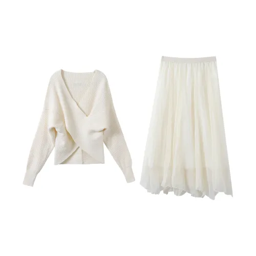 Udon House Two Piece Skirt Sets Women's