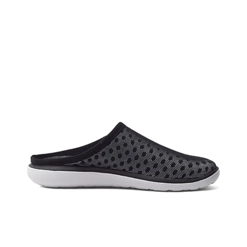 Nike Closed Toe Slippers Men's Black-1