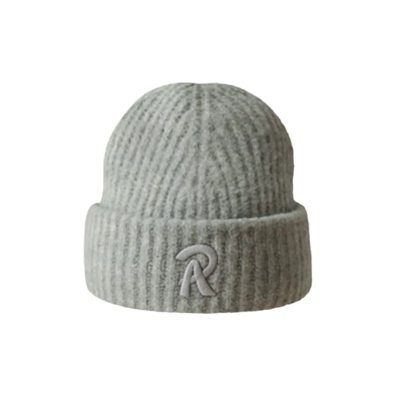 US8ACC Beanies Unisex-2