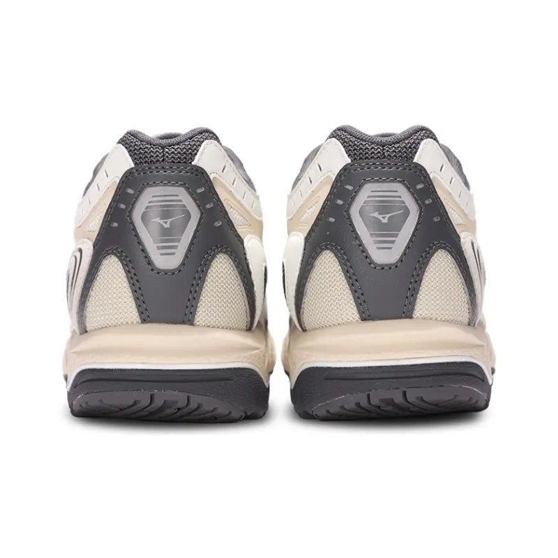 Mizuno Wave Orion 'Versatile Comfort LowTop Beige'-4