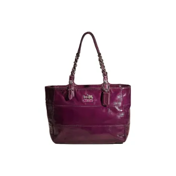 COACH Patent Leather Tote Bag Shopping Bag Shoulder Bag Handbag Large Size Women's Berry