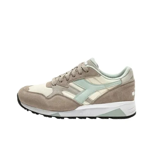 diadora N902 'String Grey White Pristine'