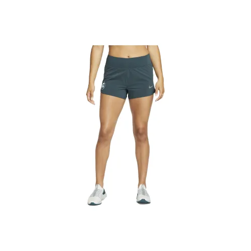 Nike Casual Shorts Women's Emerald Green