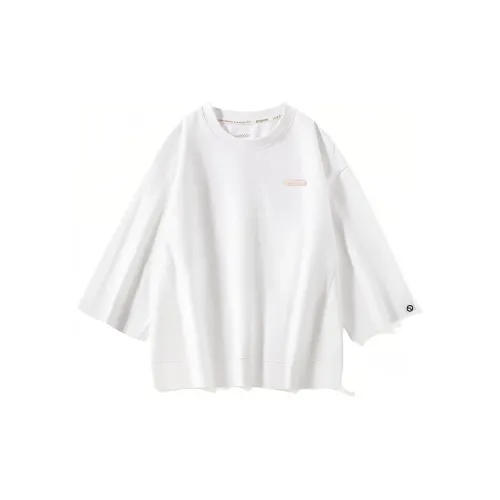 OUTDOOR PRODUCTS T-Shirts Women's Bleached White