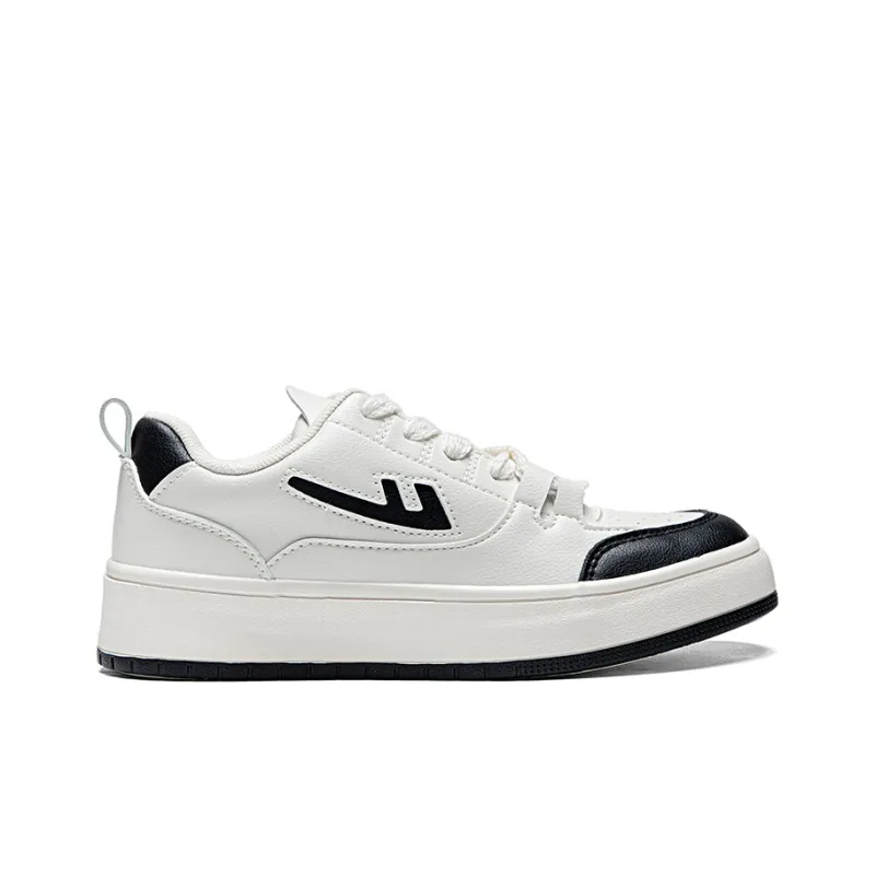 Warrior Warrior Students' White Sneakers Durable Lightweight And Breathable Low Top Skateboard Shoes Women's Black-1