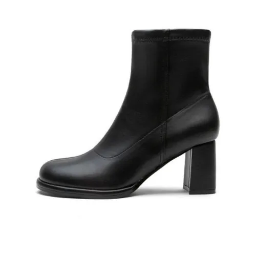 TOOMANYSHOES Ankle Boots Women's Black