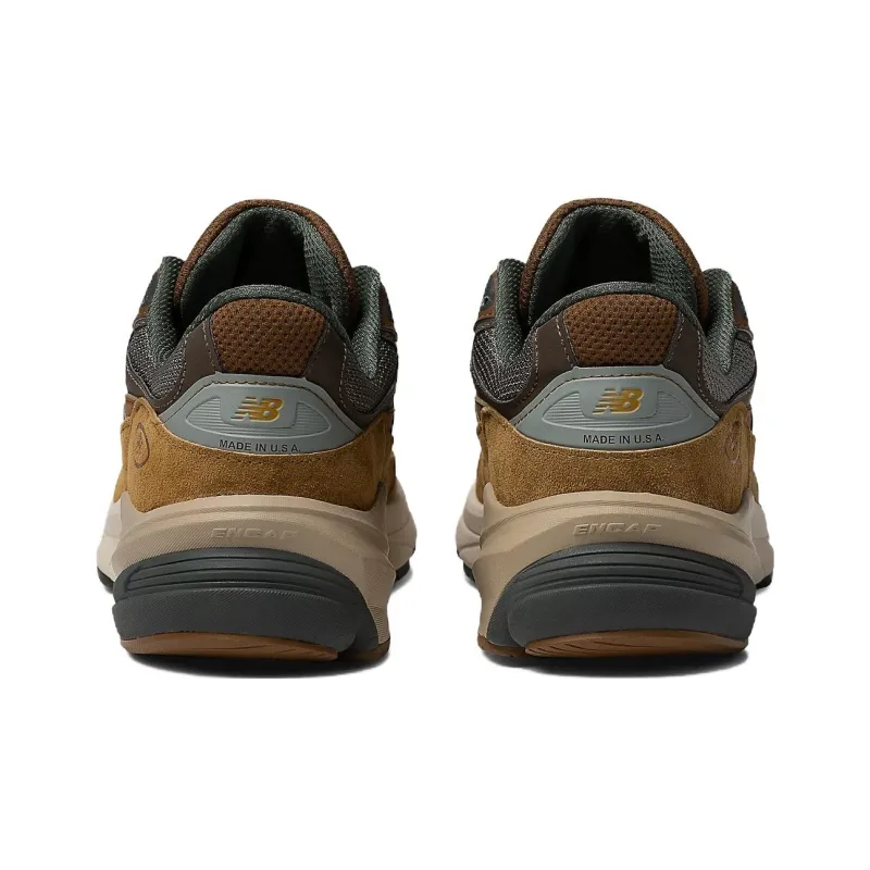 New Balance 990v6 Carhartt Wip Sculpture Center-4