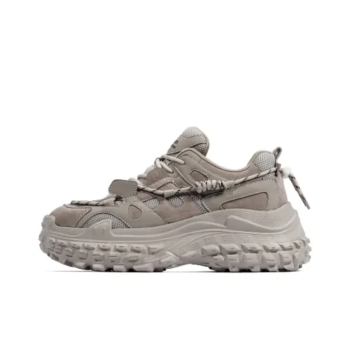 YEARCON Chunky Sneakers Women's Low-Top