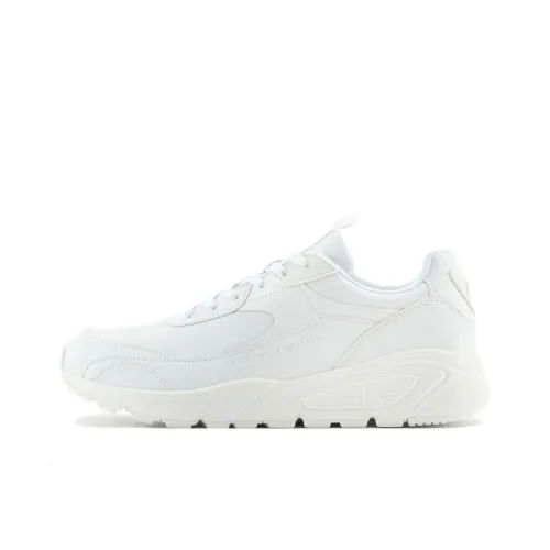 ARMANI EXCHANGEAE Low Top Casual Shoes Unisex White