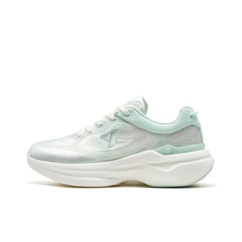 XTEP Cushioning Slip Resistant Low Top Sprint Running Shoes Women's White Green