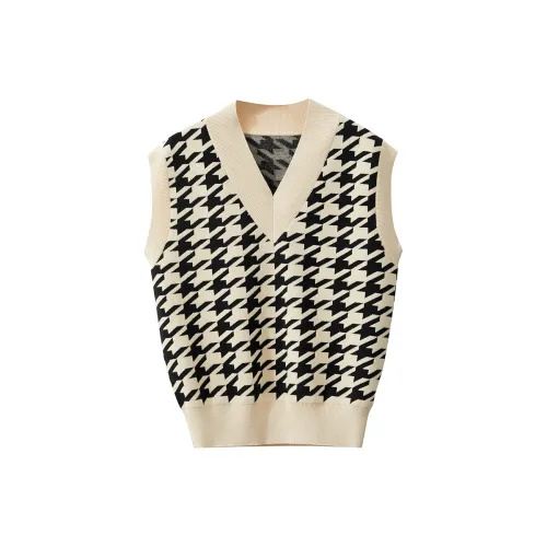 AMII Vests Women's Houndstooth