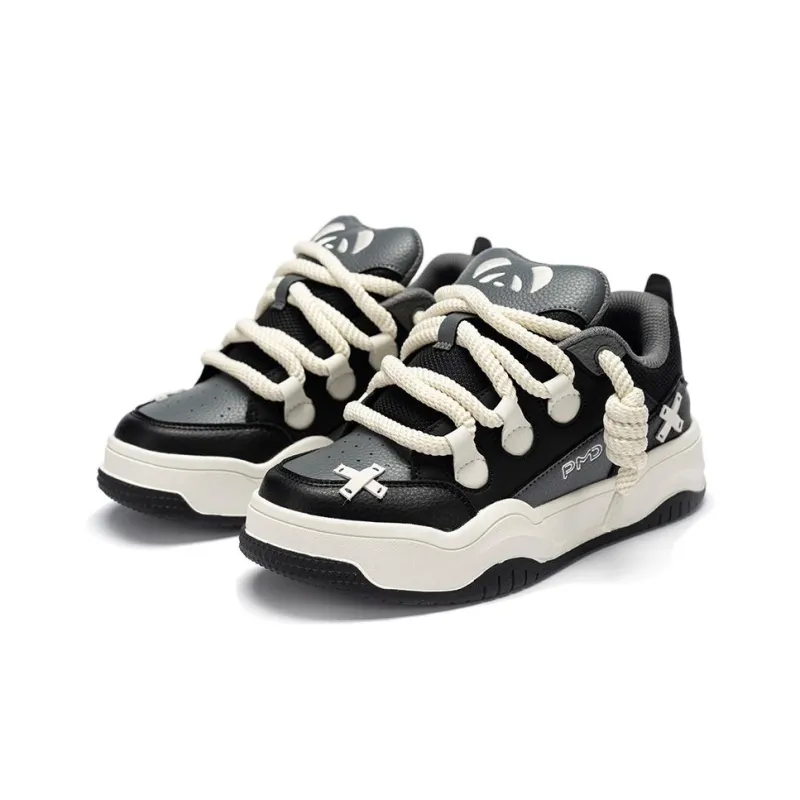 Pandas Move Cushioning Wear-Resistant Mid-Top Skateboard Shoes Unisex Black-2