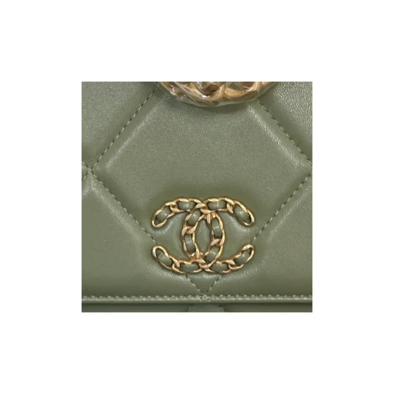 CHANEL 19Bag Crossbody Bags-3