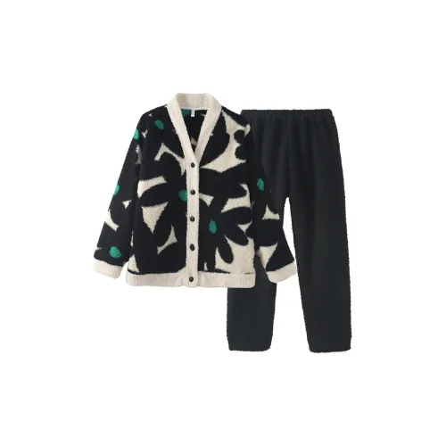 Chun Xi Women's Pajama Sets