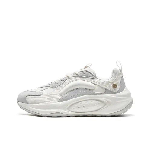 XTEP Low Top Casual Shoes Men's Sail White/Moonstone Gray