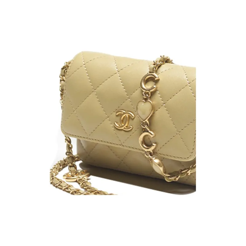 CHANEL 22K Autumn And Winter Lambskin One Shoulder Crossbody Clutch Women's Light Green-3