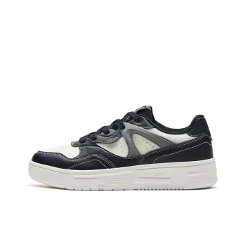XTEP Low Top Skateboard Shoes Men's Black/Sail White/Smoke Gray