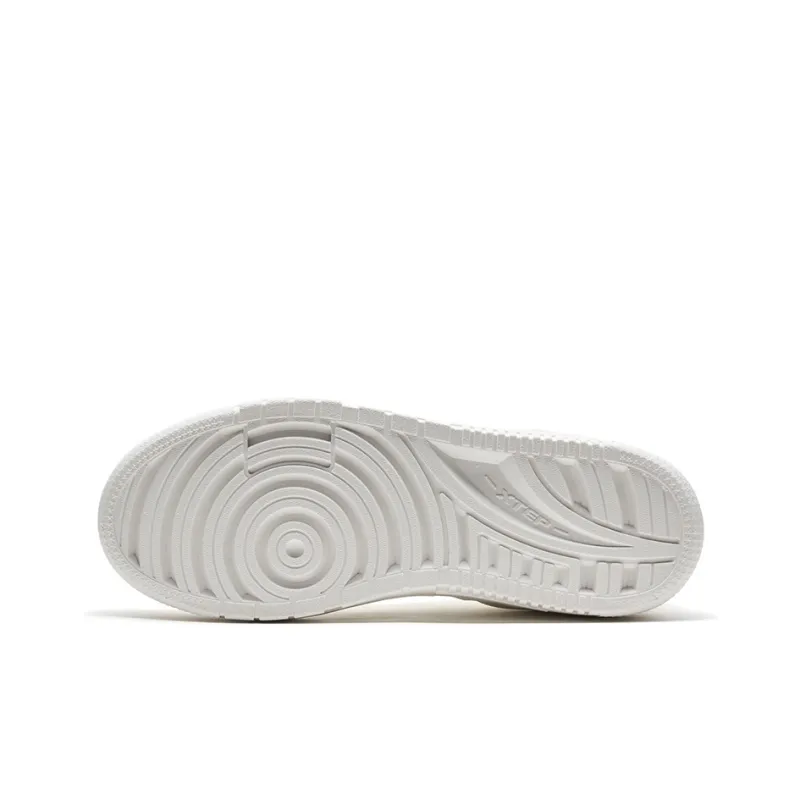 XTEP Alfalfa White Wear resistant And Lightweight Low Top Skateboard Shoes Men's Sail White-5