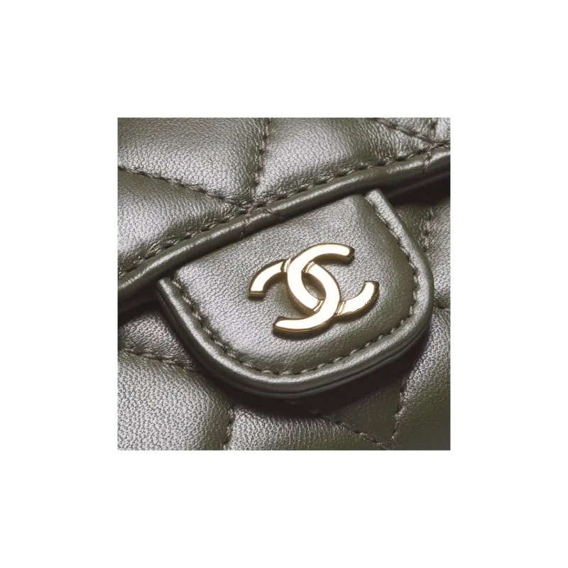CHANEL 22K Autumn And Winter Sheepskin Card Holder Women's Khaki-4