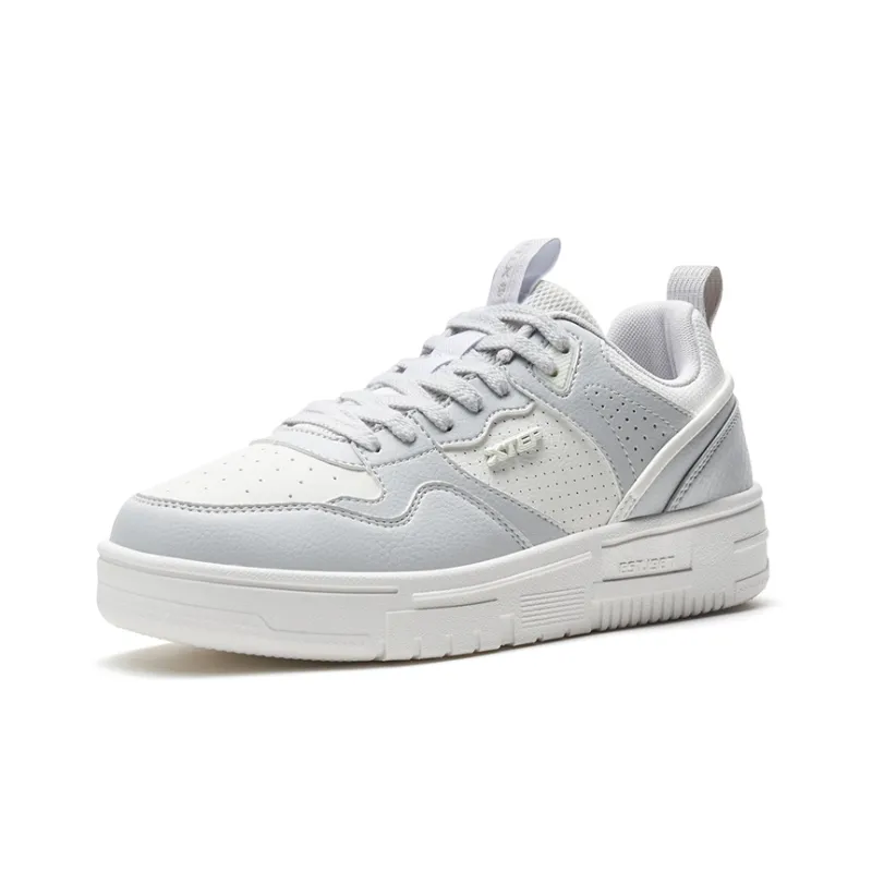 XTEP Low-Top Skateboard Shoes Men's Moonstone Gray/Sail White-1