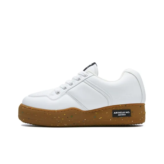 ARTICLE NO. 051X Low Top Skateboard Shoes Unisex Caramel With White Accents-0