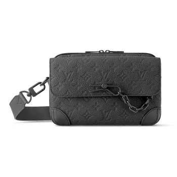 LOUIS VUITTON Steamer Messenger