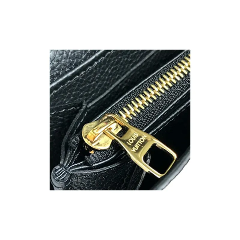 LOUIS VUITTON Crafty Sarah Wallet 16 Card Slot Cream-10