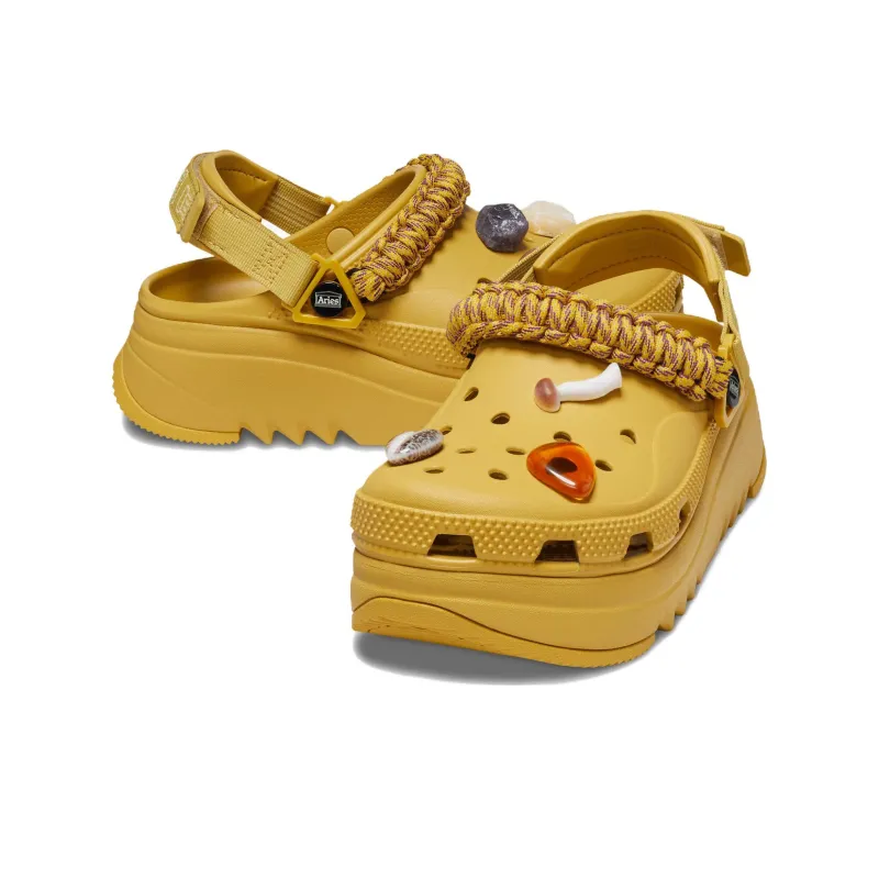 Crocs Classic Hiker Xscape Clog Aries Desert Grass-4